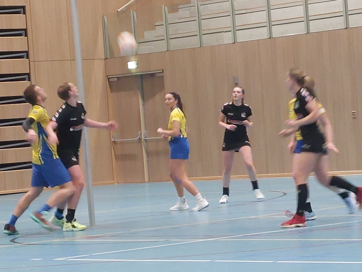 Thrianta verliest van de koploper Heerenveen