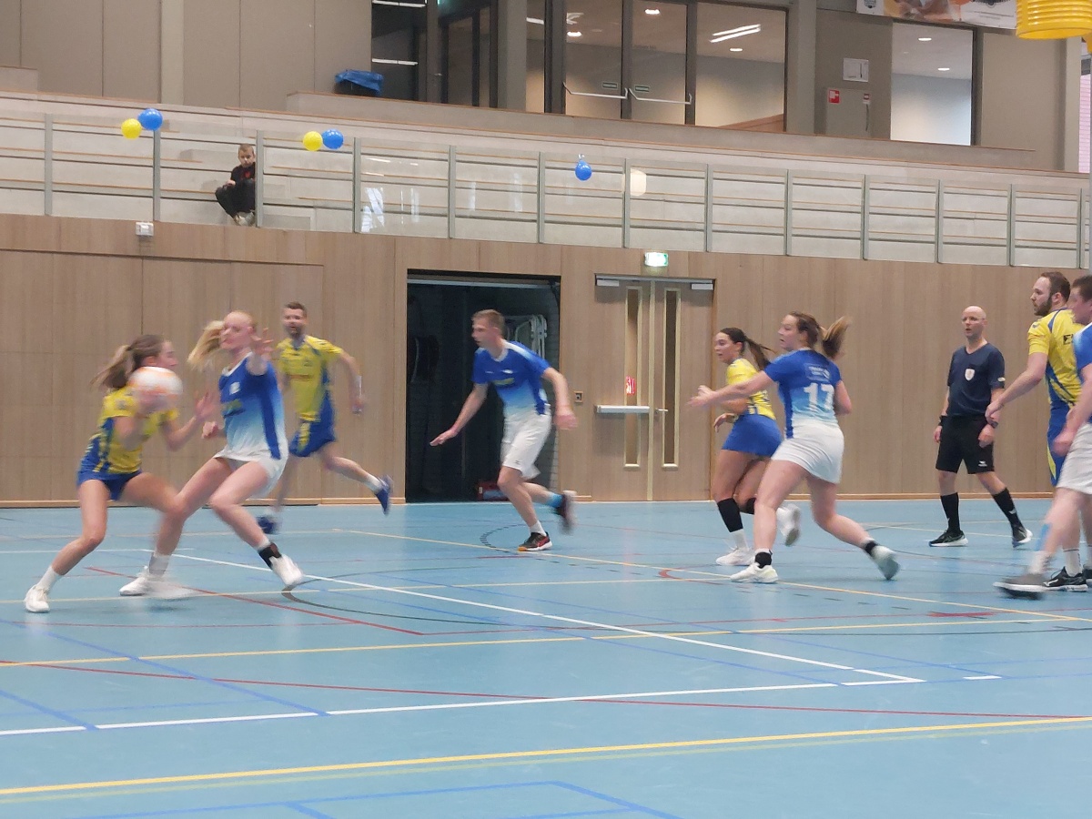 Thrianta wint laatste zaalwedstrijd van HHV