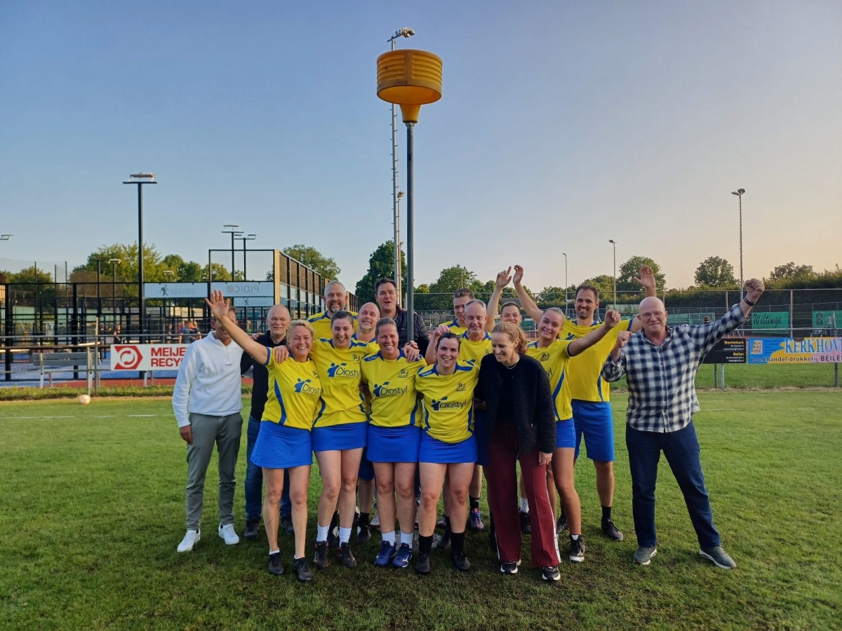 Midweek 1 is kampioen
